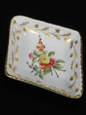 rare Spode the Cabinet collection diamond shape nuts dish